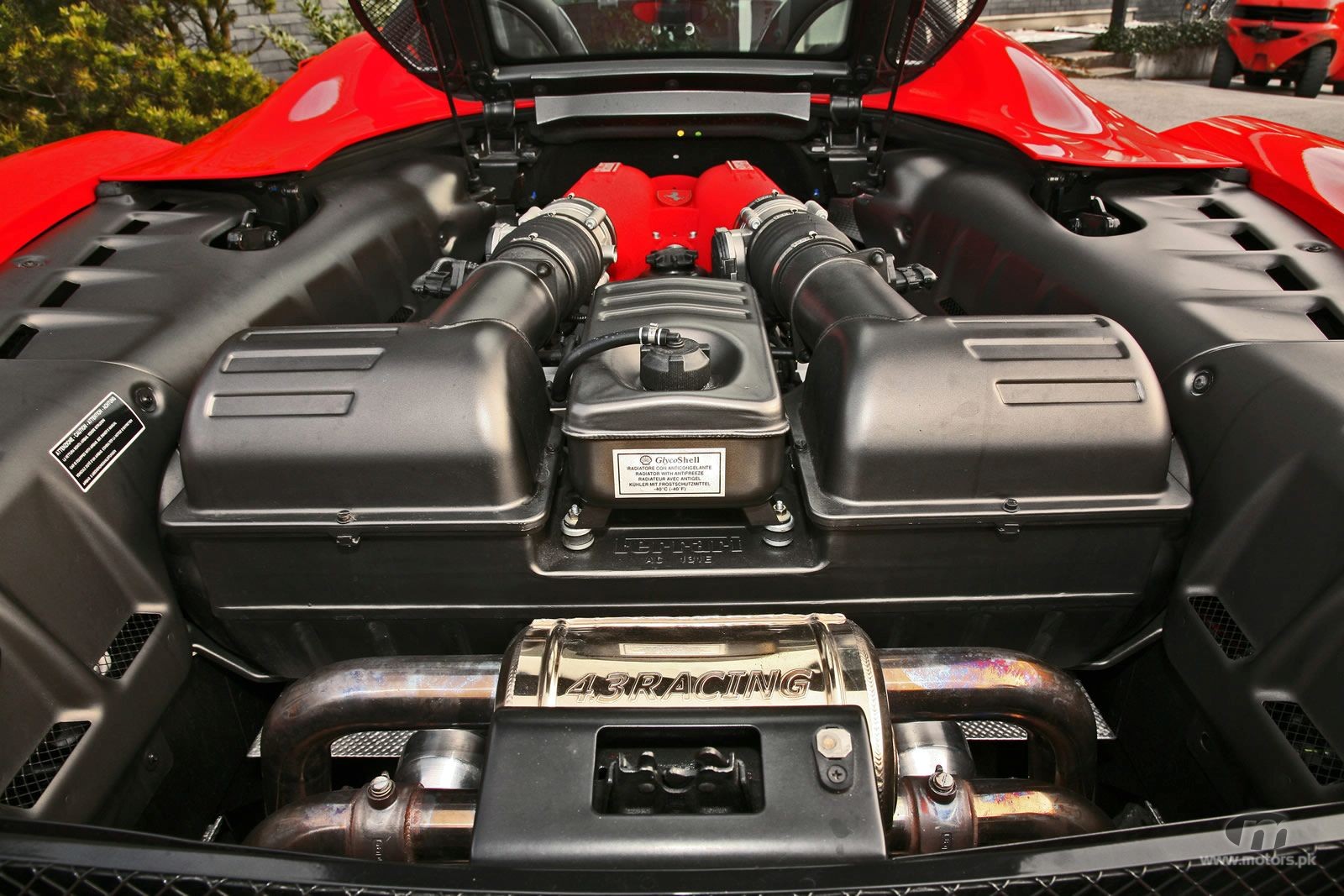 ferrari f430 scuderia engine view